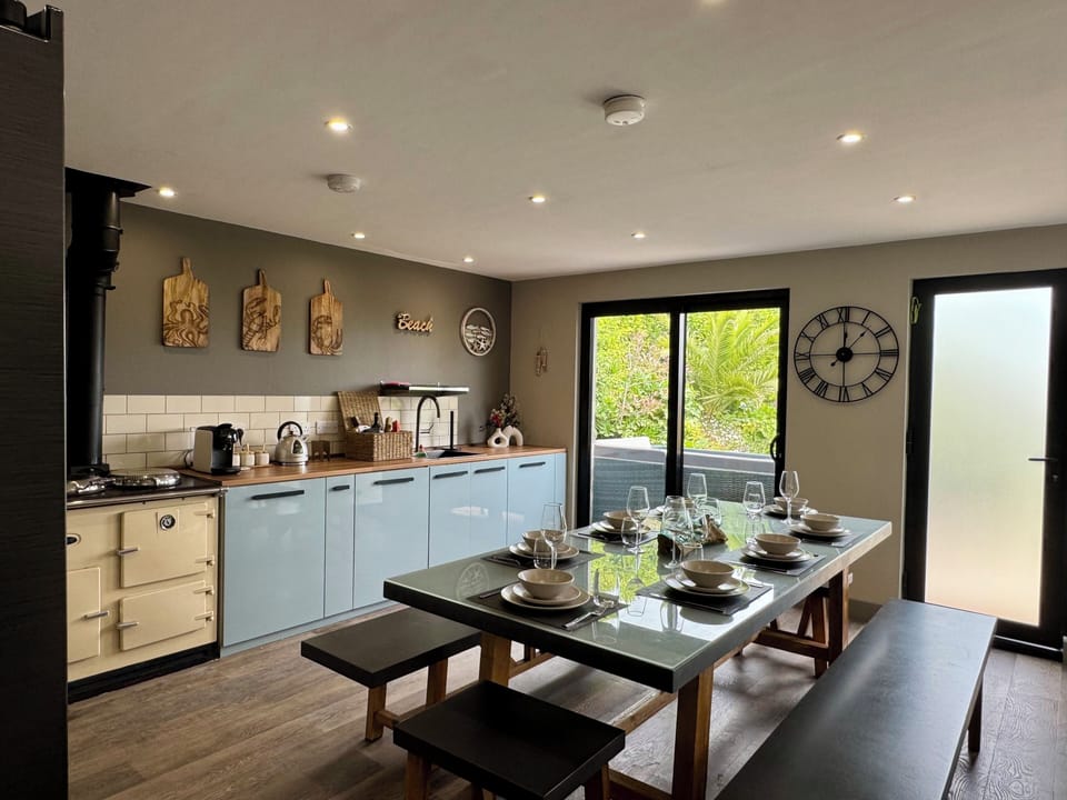 Comfort House, Patio | Private kitchen
