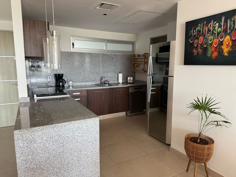 Big Kitchen