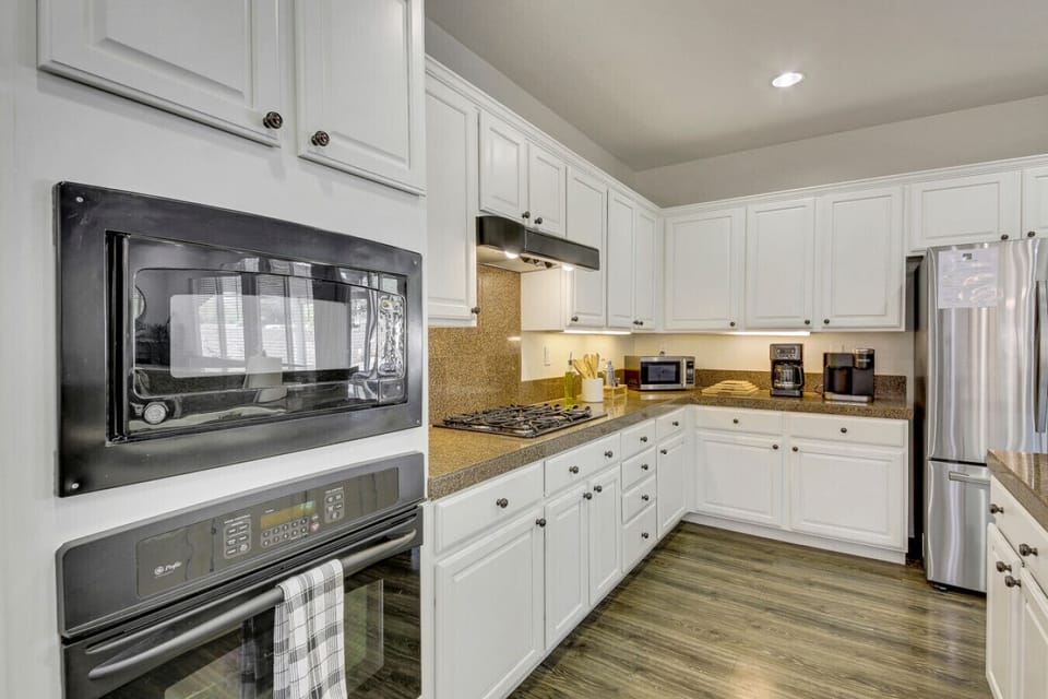 Spacious Kitchen for creating meals