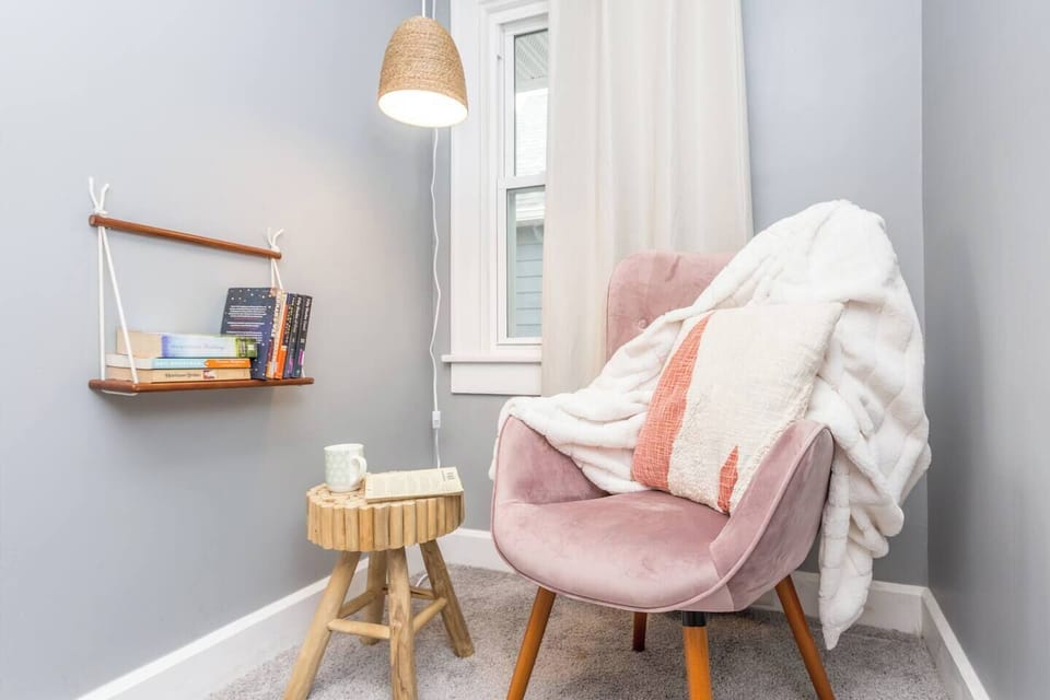 Cozy up in the "nook" in the primary bedroom.