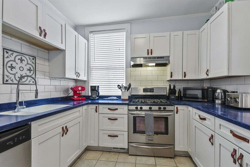 Cook and create in our sunlit full kitchen, where natural light fills the space and inspires culinary creativity.