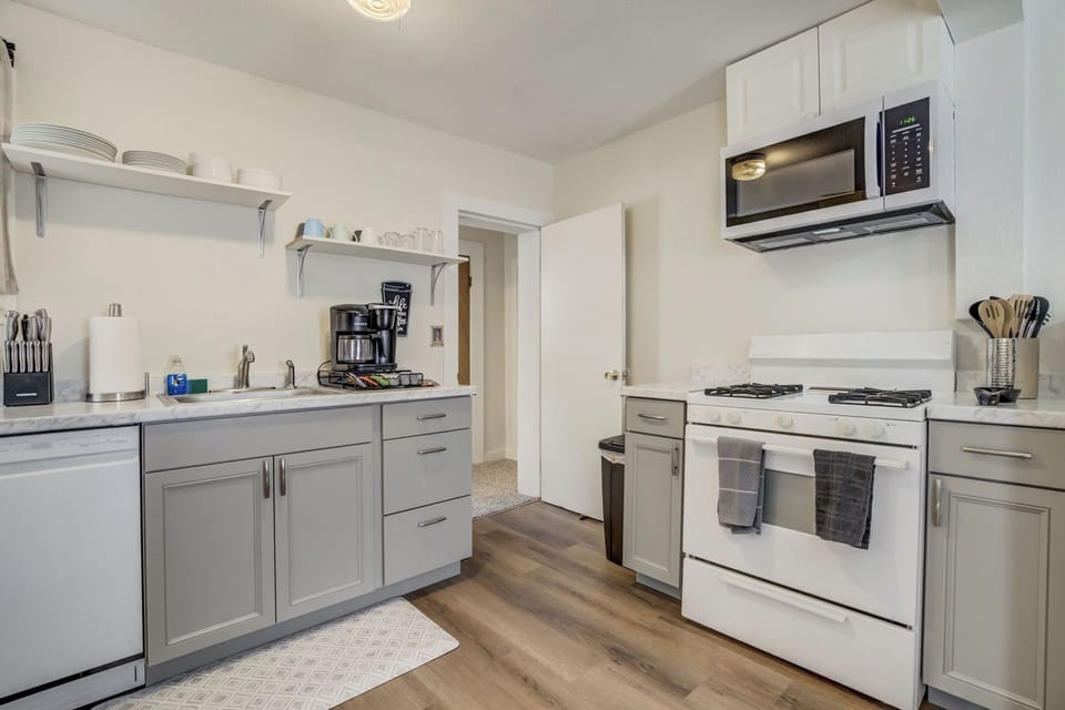 A well-equipped kitchen with modern appliances for all your cooking needs