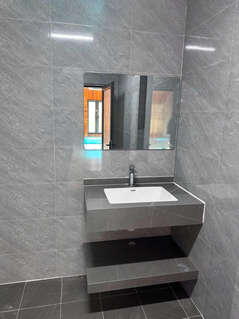 Shower, rainfall showerhead, designer toiletries, hair dryer