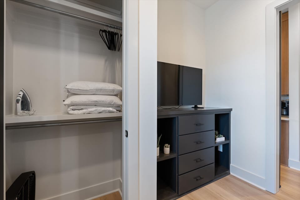 Spacious Bedroom Closet With Extra Linens