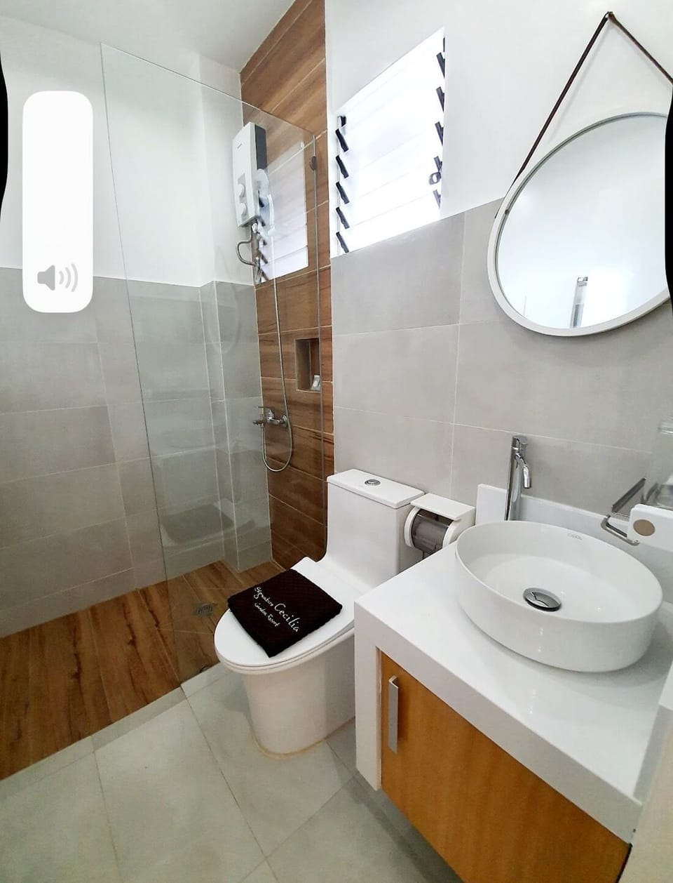 Deluxe Double or Twin Room, Garden View | Bathroom | Shower, towels, toilet paper