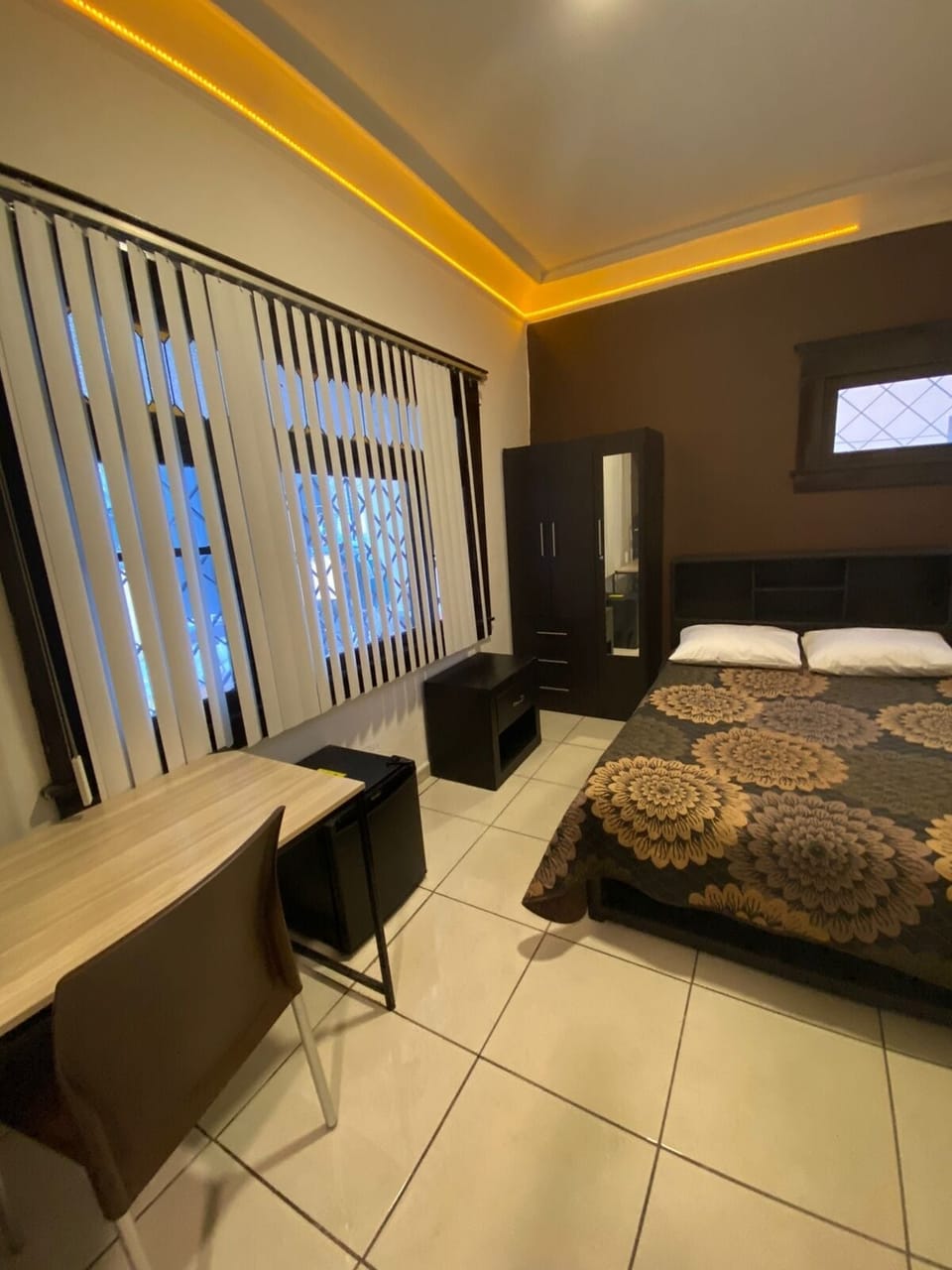 Standard Double Room, Shared Bathroom | Free WiFi, bed sheets
