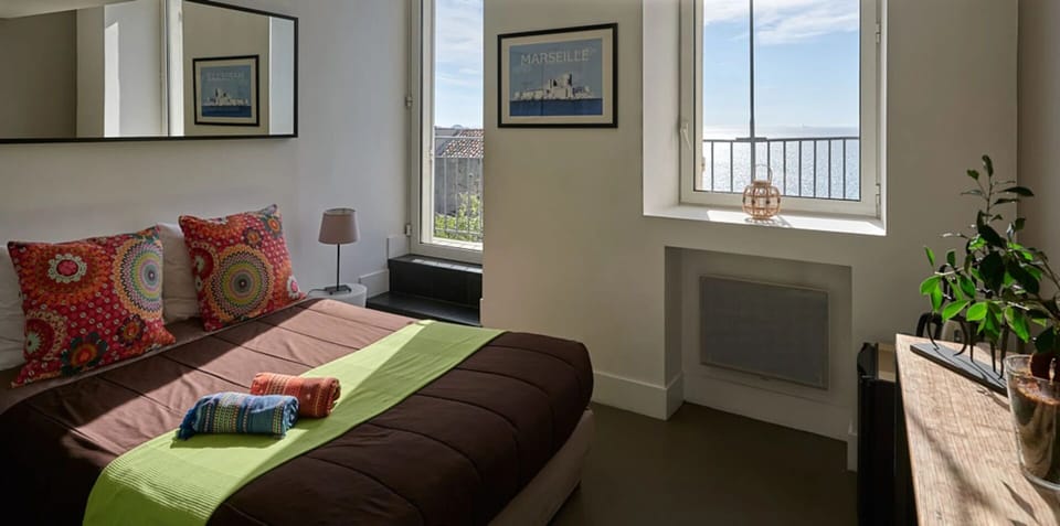 Classic Room, Balcony, Sea View | Iron/ironing board, free WiFi