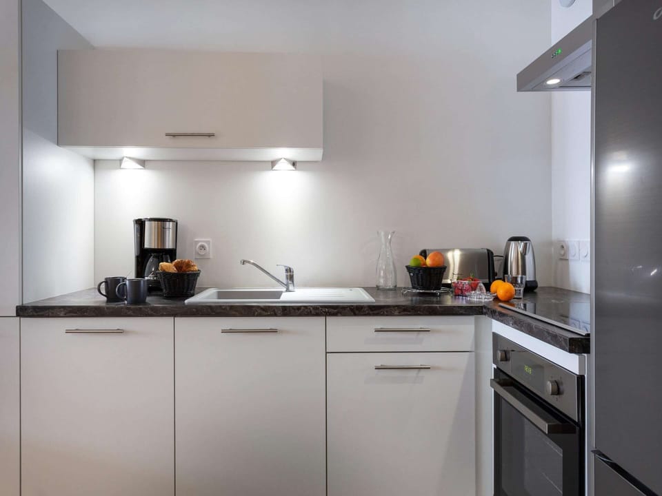 Apartment | Private kitchen | Highchair