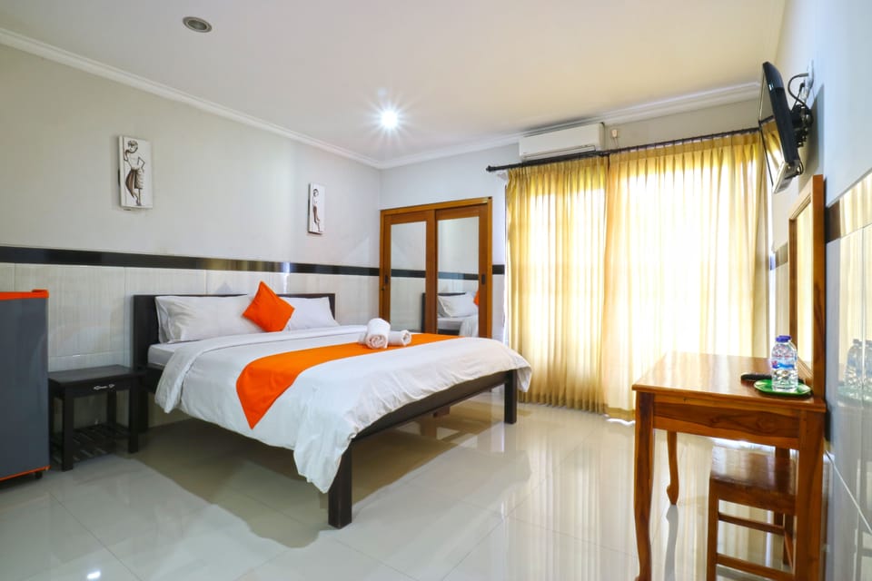 Deluxe Double Room | Desk, free WiFi, bed sheets