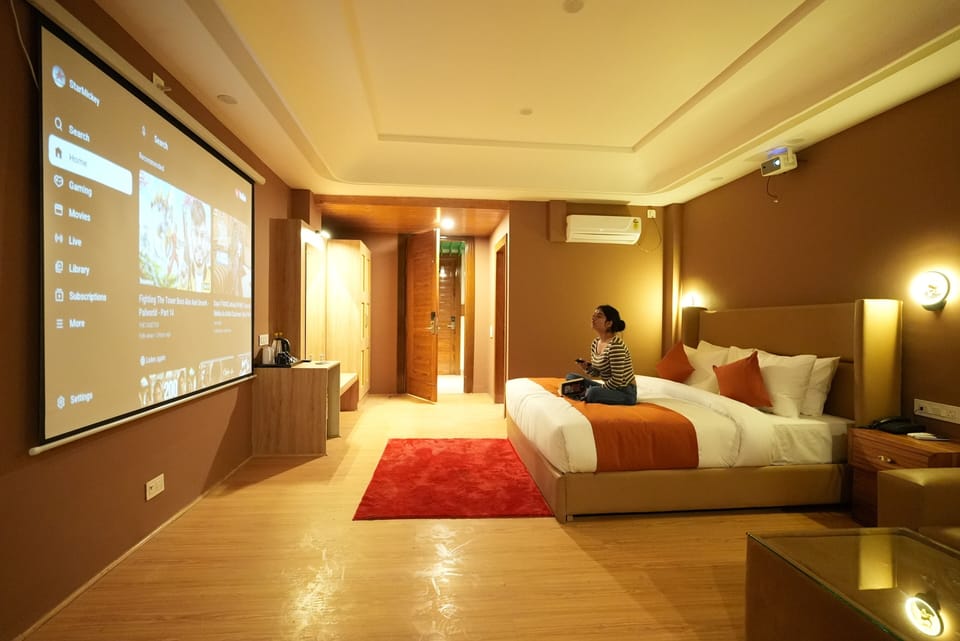 Honeymoon Room | Egyptian cotton sheets, premium bedding, memory foam beds, minibar