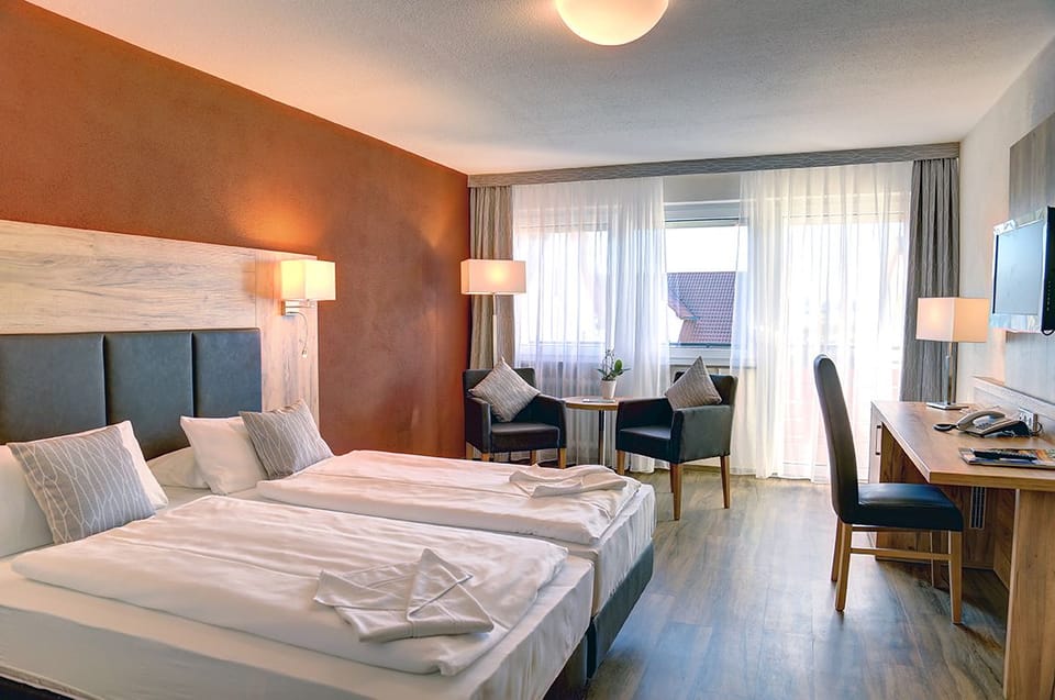 Comfort Double Room, 1 Bedroom | Minibar, desk, soundproofing, iron/ironing board