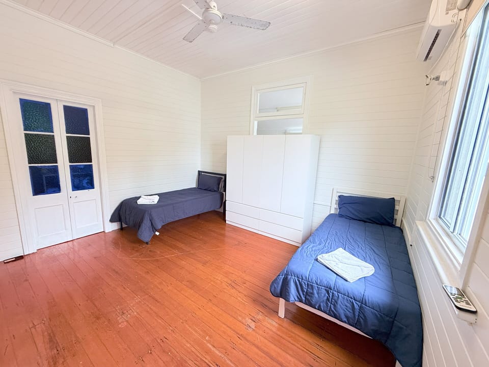 Comfort Shared Dormitory | WiFi (free)