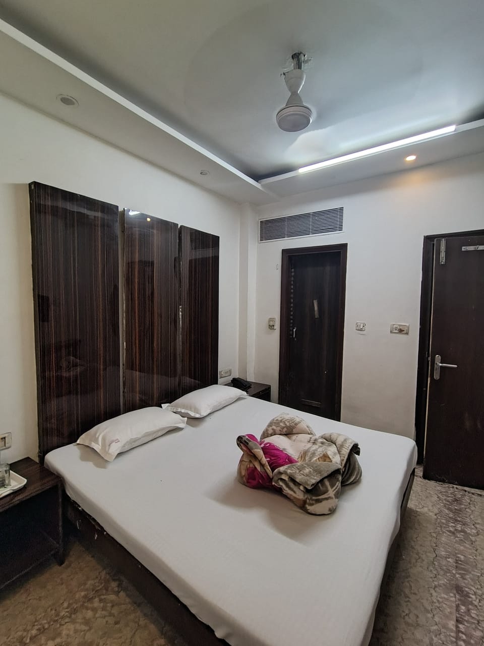 Deluxe Double Room | Free WiFi, bed sheets