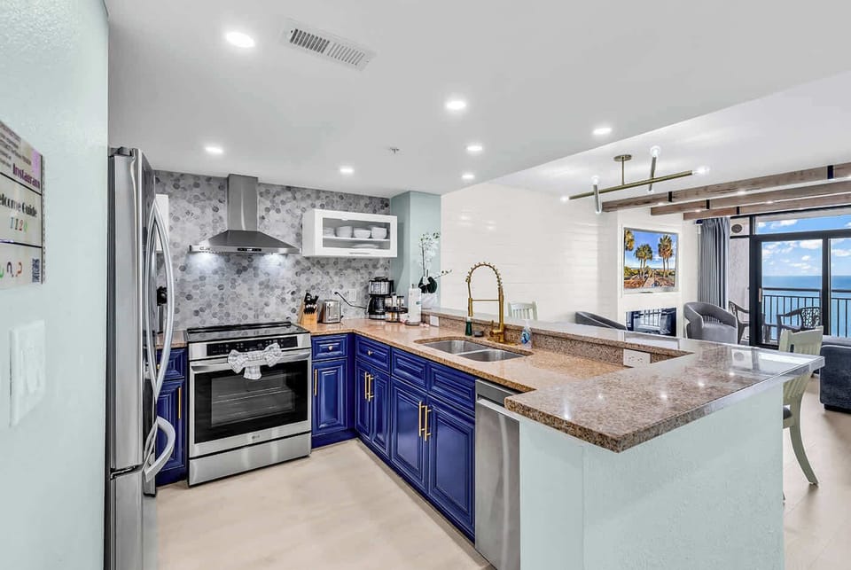 Brand new Kitchen with induction cooktop and all new appliances.