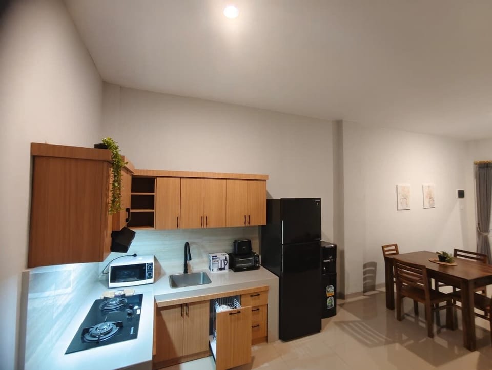 Classic Villa, 2 Bedrooms, Private Pool, Hill View | Dining room