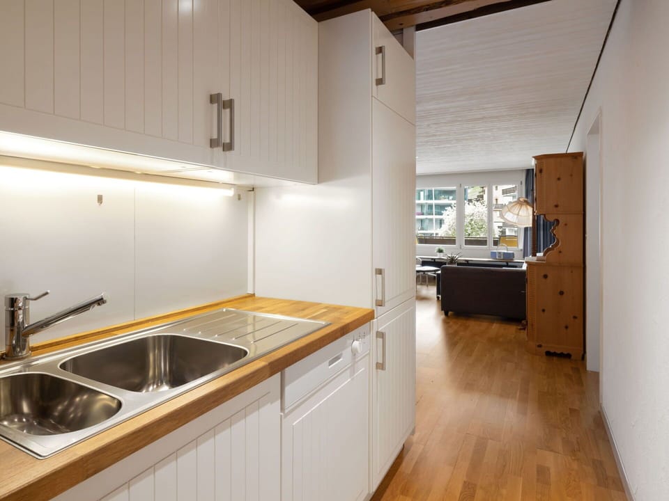 Kitchen, Countertop, Kitchen Appliance, Kitchen Sink, Interior Design, Flooring, Major Appliance, Wood, Cabinetry, Ceiling