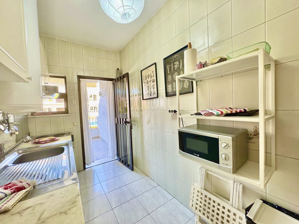 Microwave, oven, coffee/tea maker, toaster