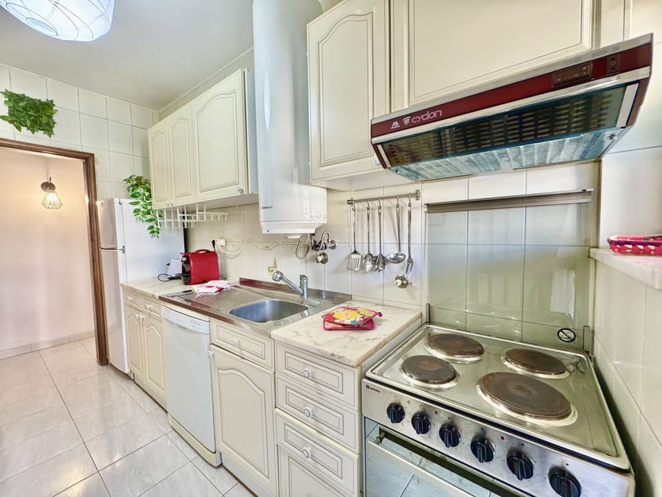Microwave, oven, coffee/tea maker, toaster