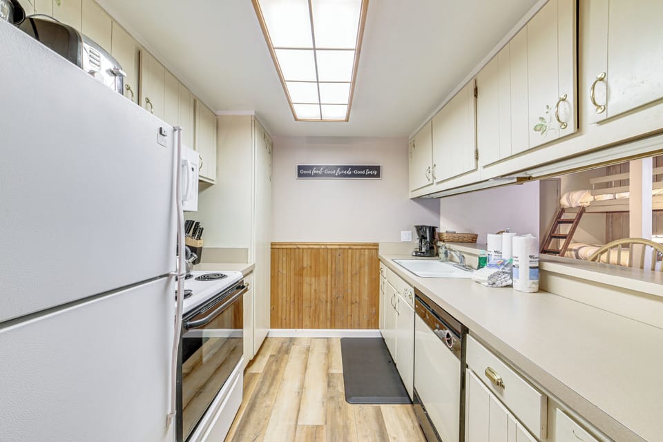 Apartment (1 Bedroom) | Interior