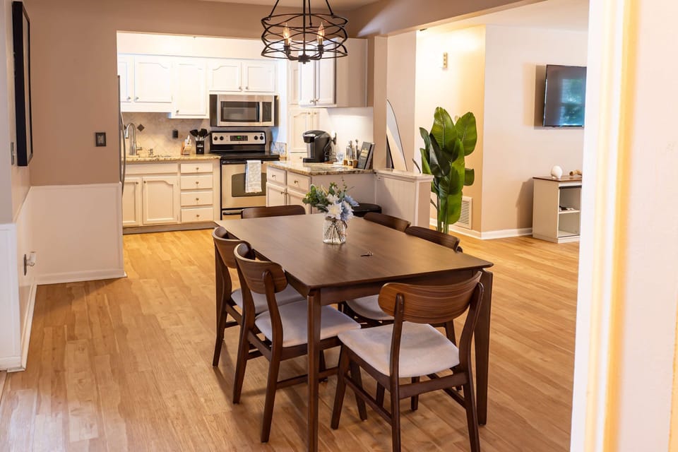 House | 4 bedrooms, high-speed internet