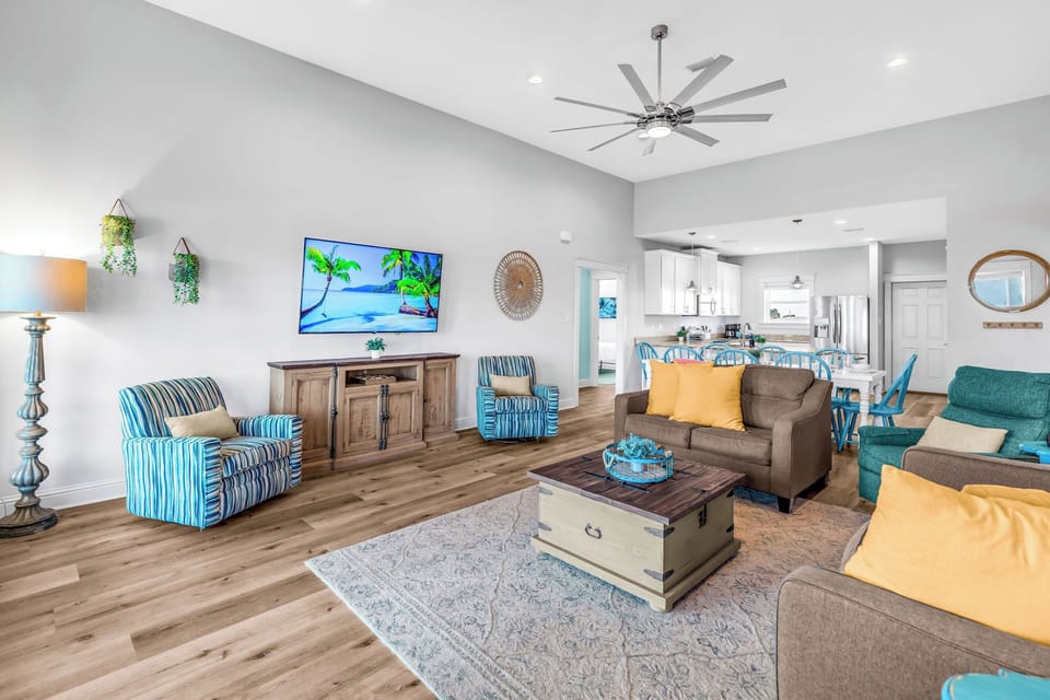 Open living area with ample seating. Roku TV for streaming your favorite shows.