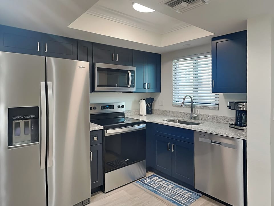Fully Equipped Kitchen with Stainless Steel Appliances
