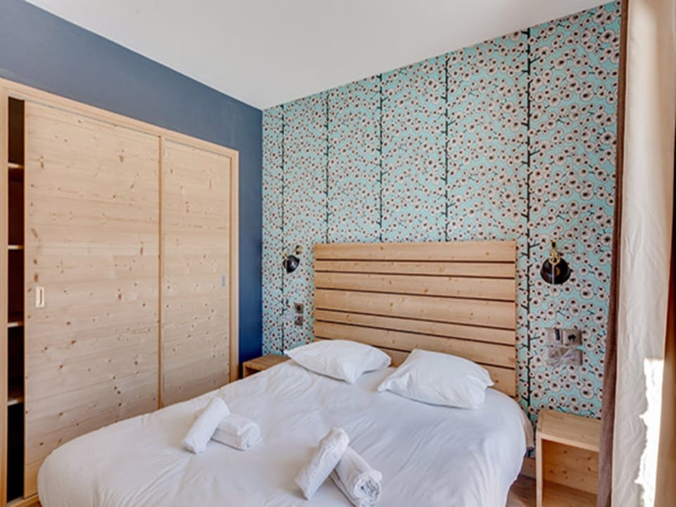 Apartment | 4 bedrooms, bed sheets