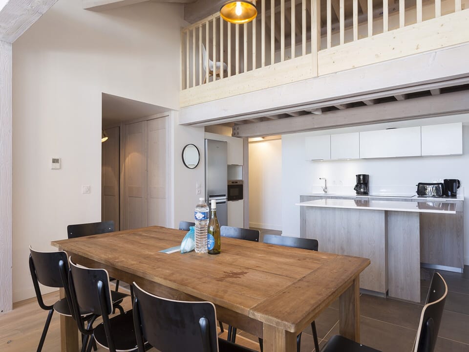 Apartment | Dining