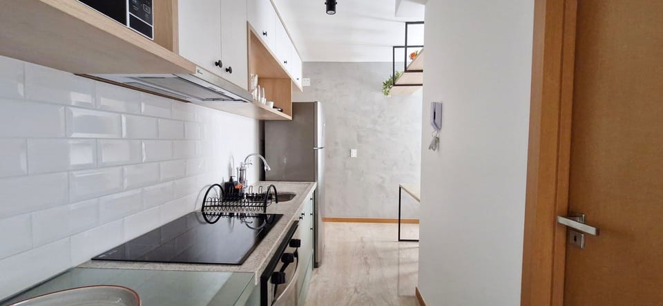 Basic Apartment | Private kitchen | Coffee/tea maker