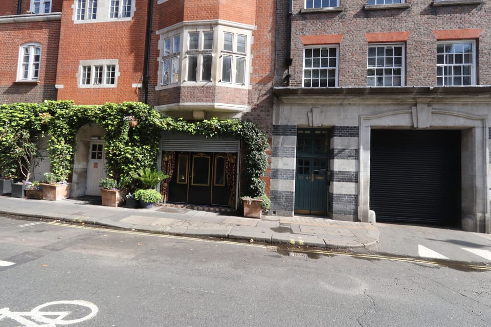 120 Drury Lane
