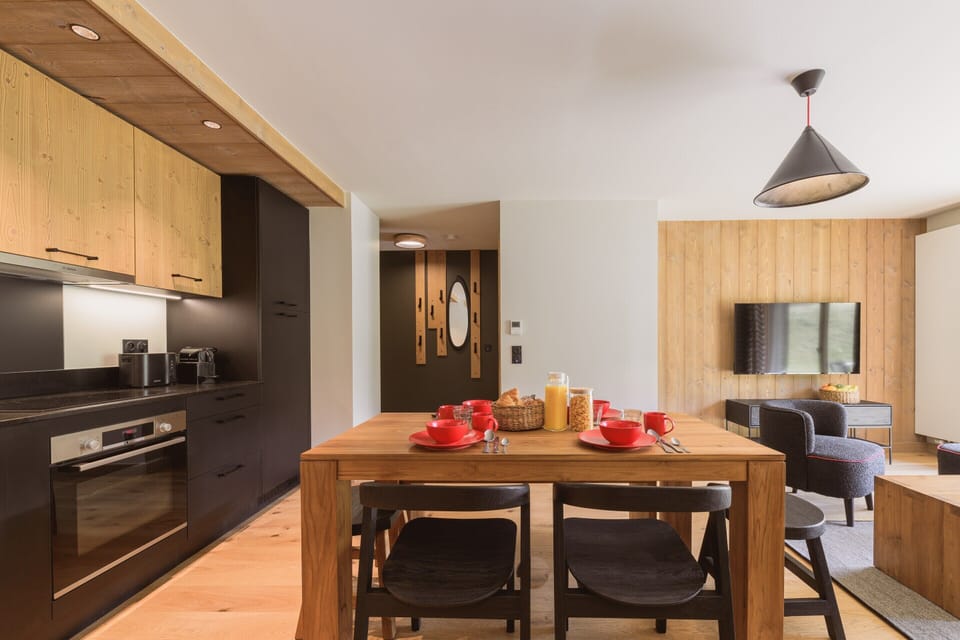 Apartment | Dining