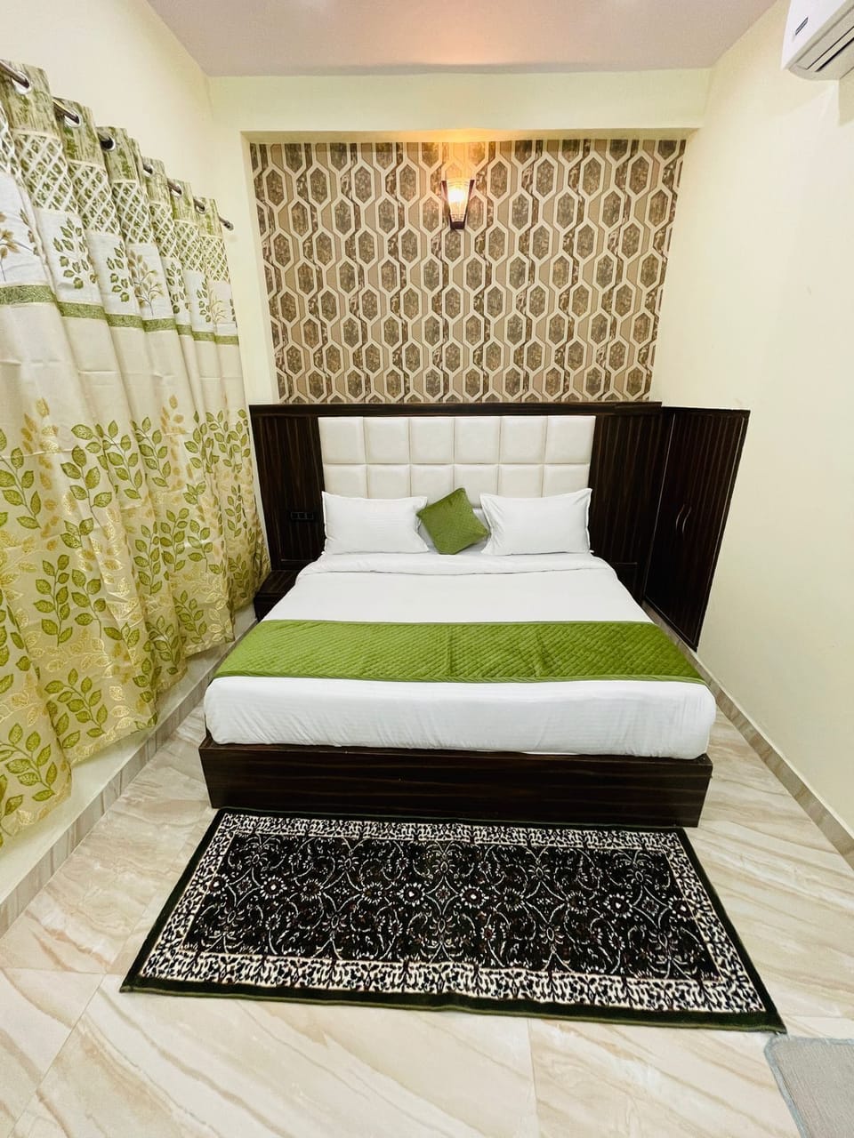 Family Double or Twin Room | Free WiFi