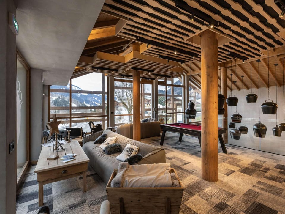 Apartment | Game room