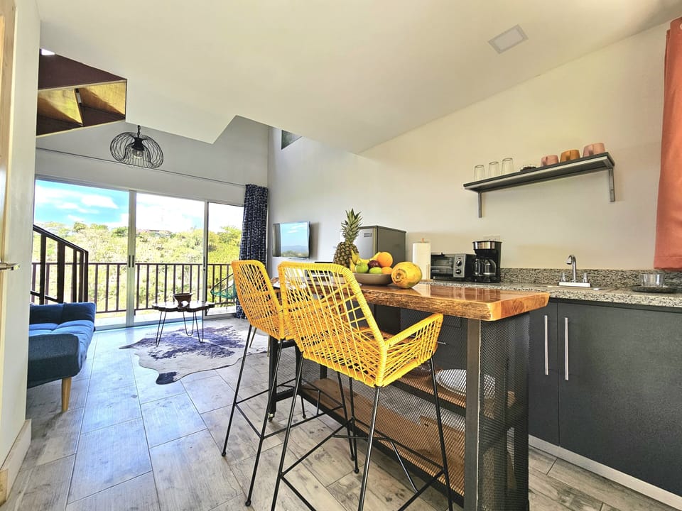 Kitchenette and island for quick snacks