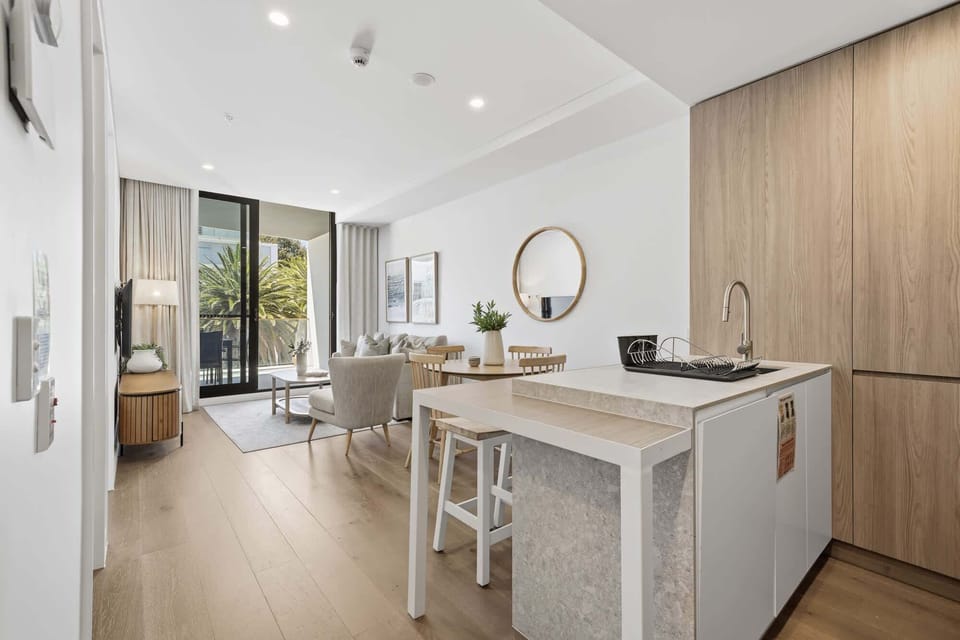 Kitchen/Dining Area/Living Area