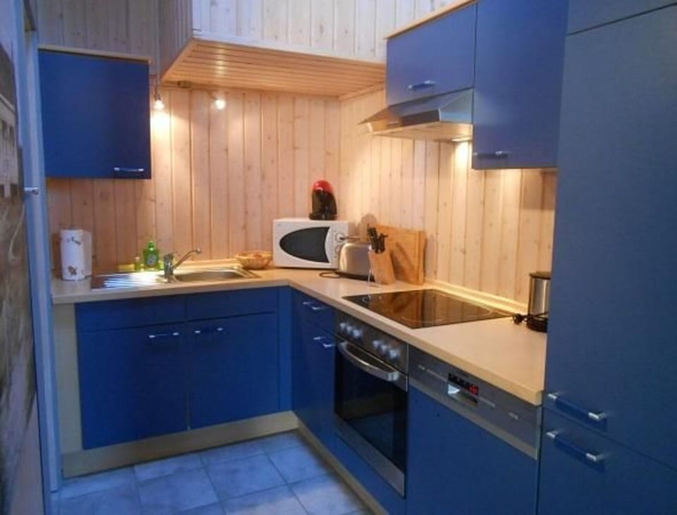 House | Private kitchen | Highchair