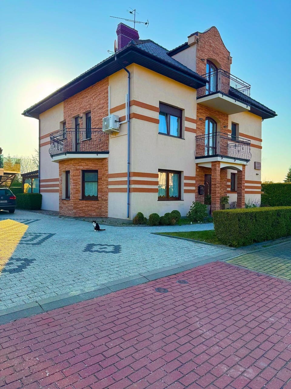 House | Exterior