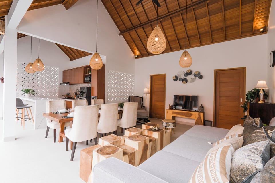 Classic Villa, 3 Bedrooms, Private Pool | Living room
