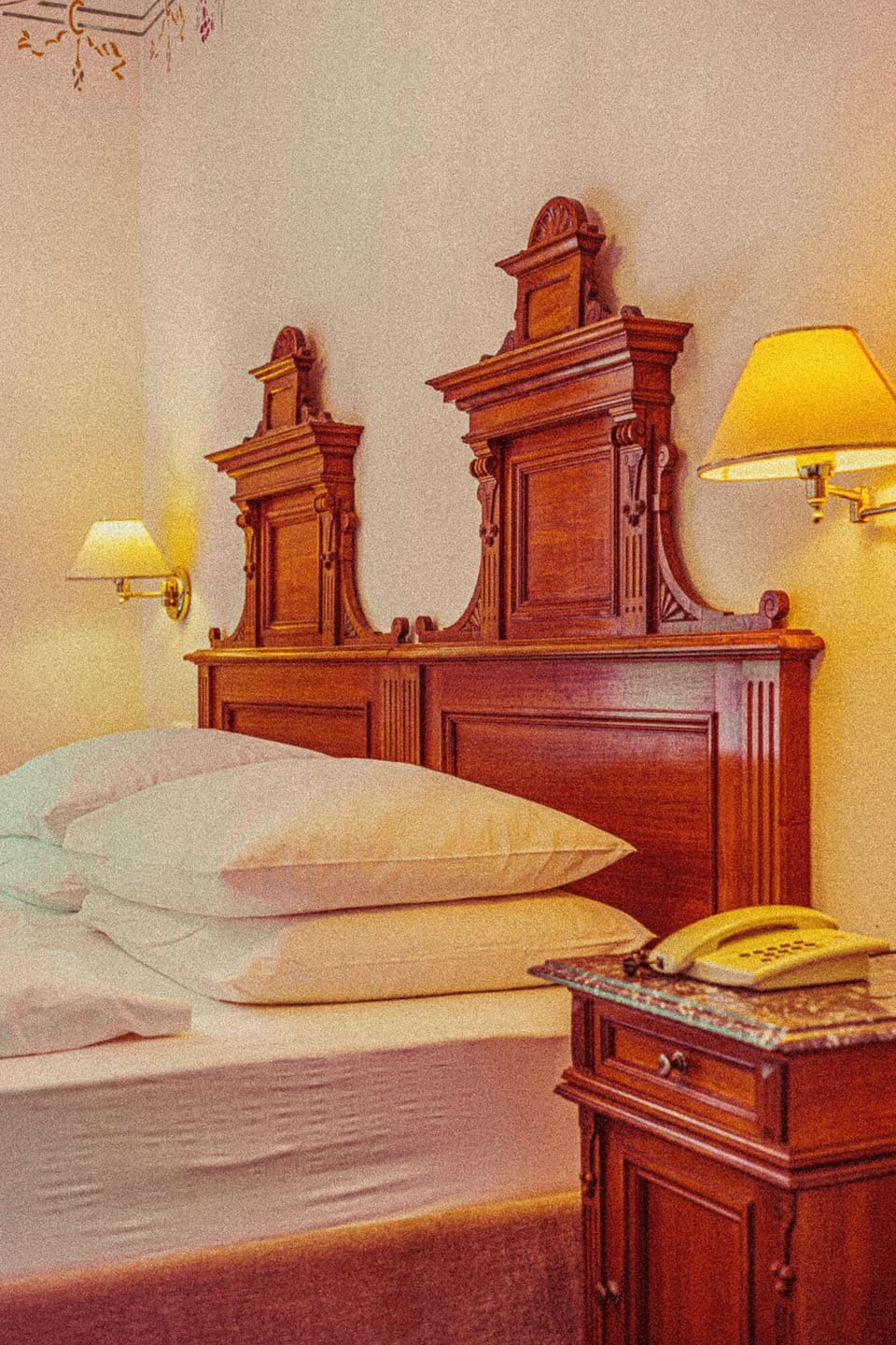 In-room safe, desk, laptop workspace, iron/ironing board