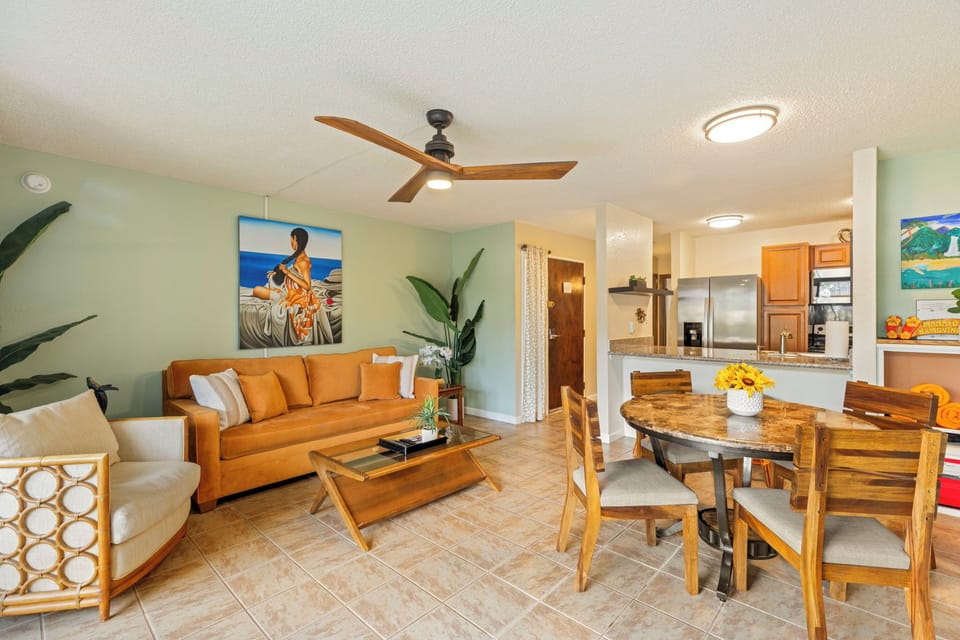 Living room & dining area
