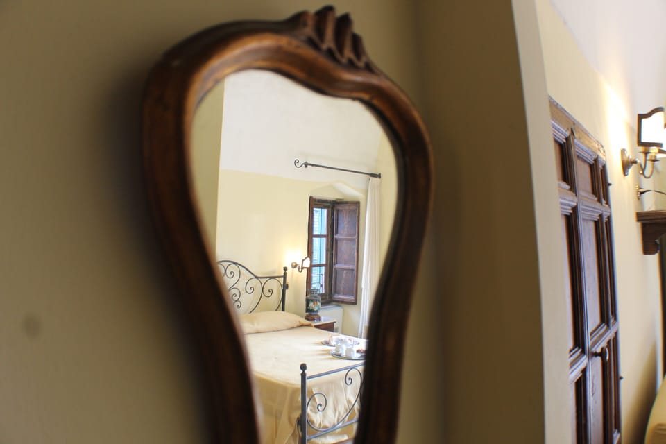 Double Room | Minibar, in-room safe, desk, laptop workspace