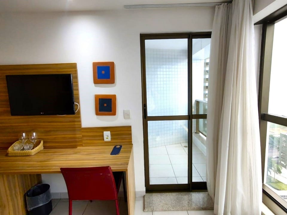 Suite | 1 bedroom, desk, laptop workspace, free WiFi