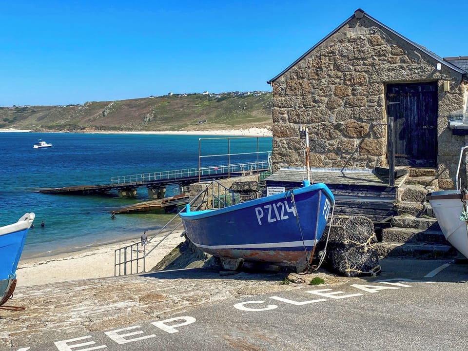 Surrounding area | The Lookout, Sennen
