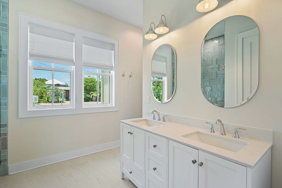Spa-inspired bath — unwind in style
