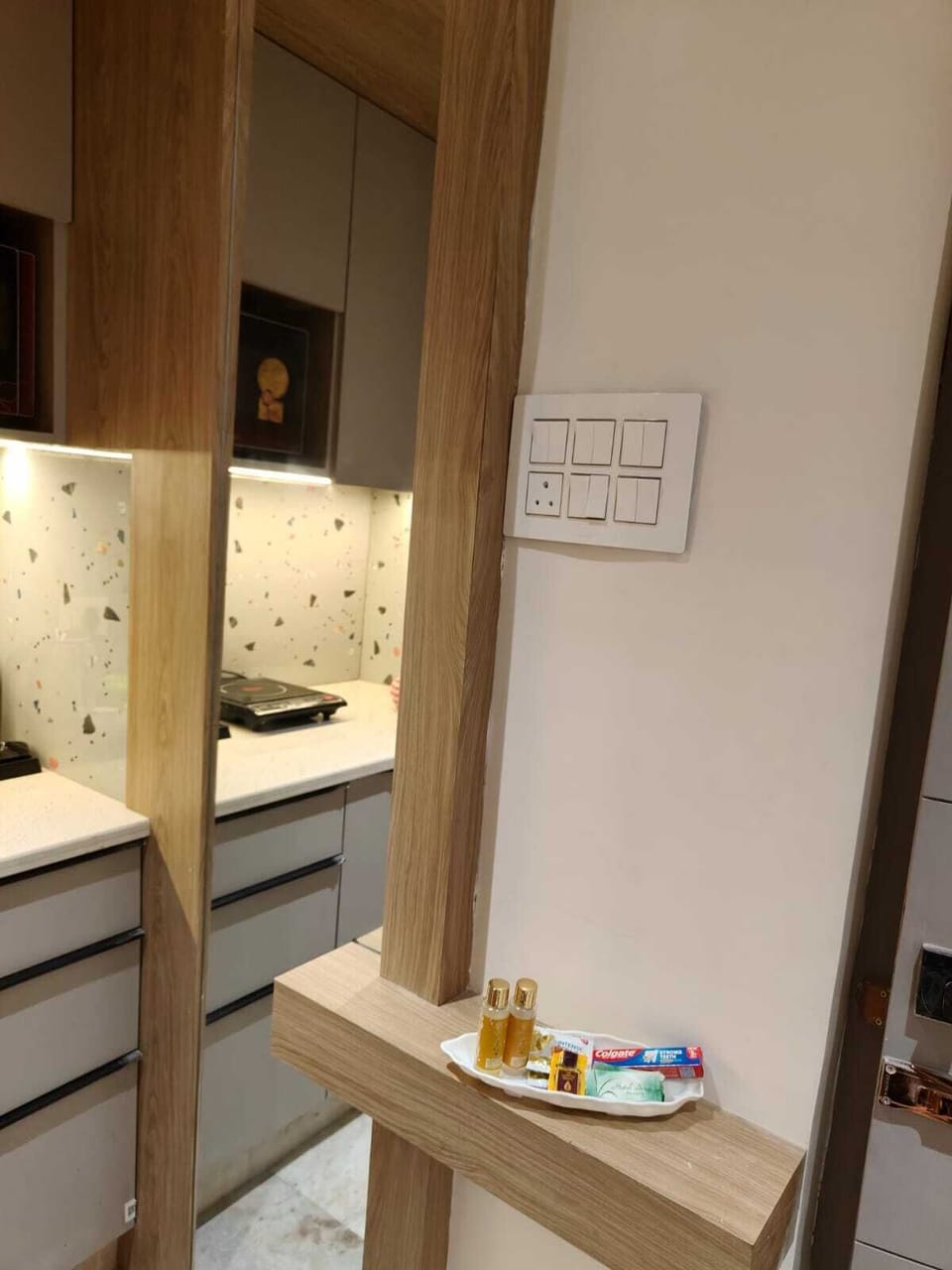Family Vacation Suite | Private kitchen | Shared fridge, microwave