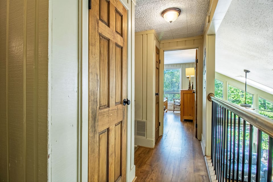 Upper level landing leading to Bedroom 2