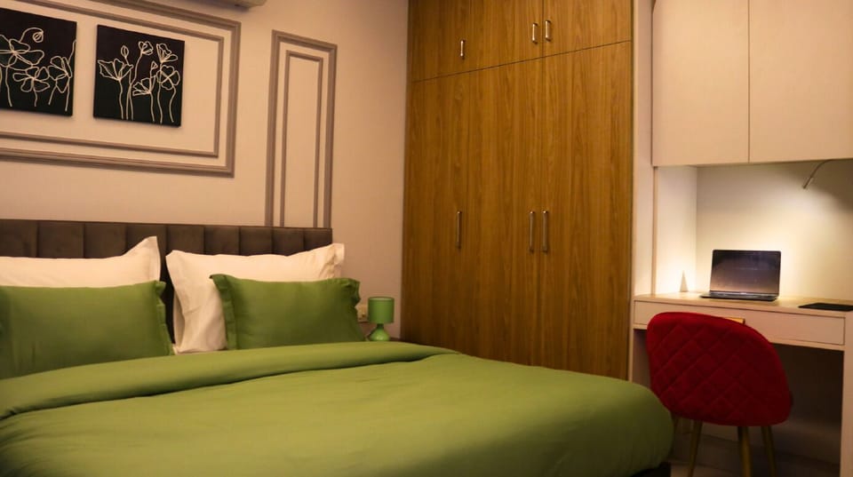 Superior Room | Soundproofing, free WiFi, bed sheets