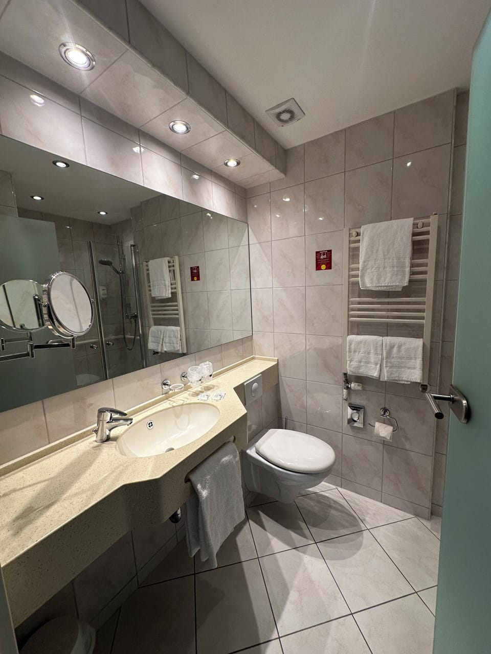 Comfort Double Room | Bathroom | Shower, hair dryer, towels, soap
