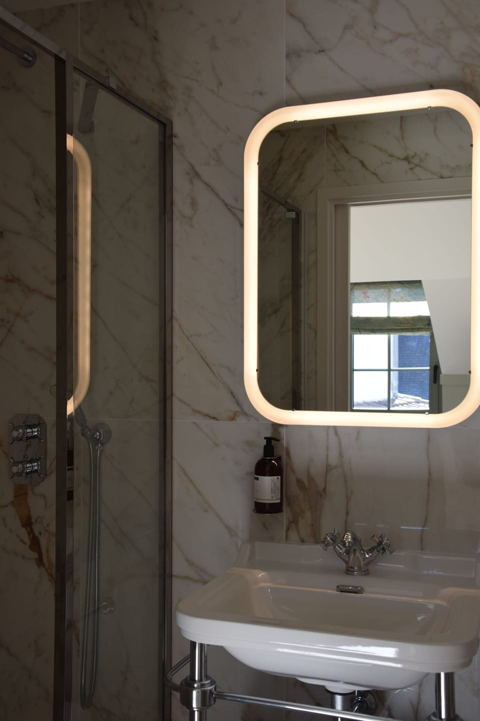 Superior Double Room, Balcony | Bathroom