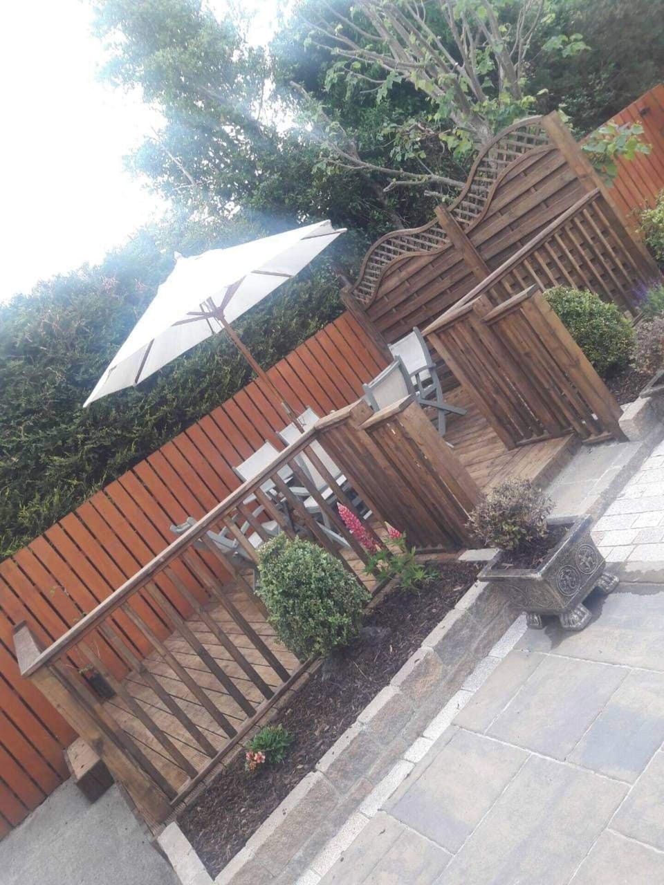 House | Terrace/patio